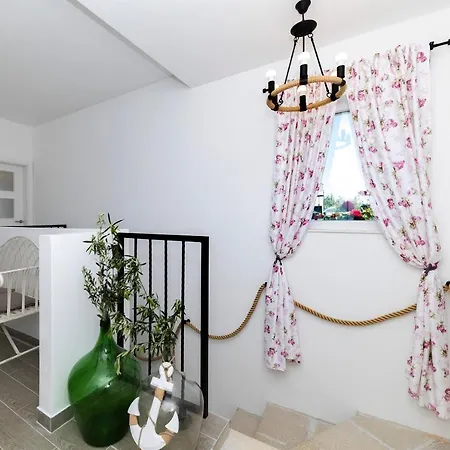 Tilagus - Nostromo * Žman